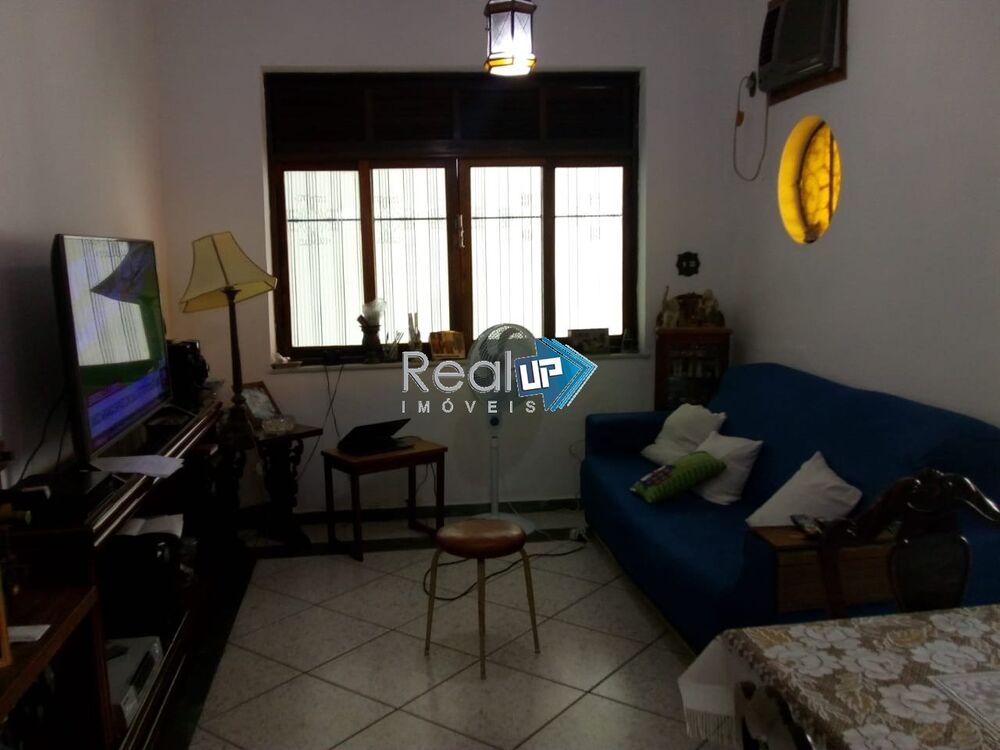 Casa à venda com 2 quartos, 276m² - Foto 1