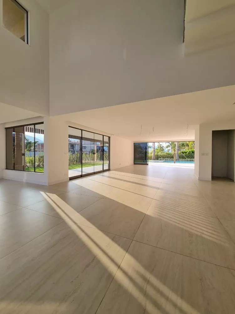 Casa à venda com 5 quartos, 622m² - Foto 5