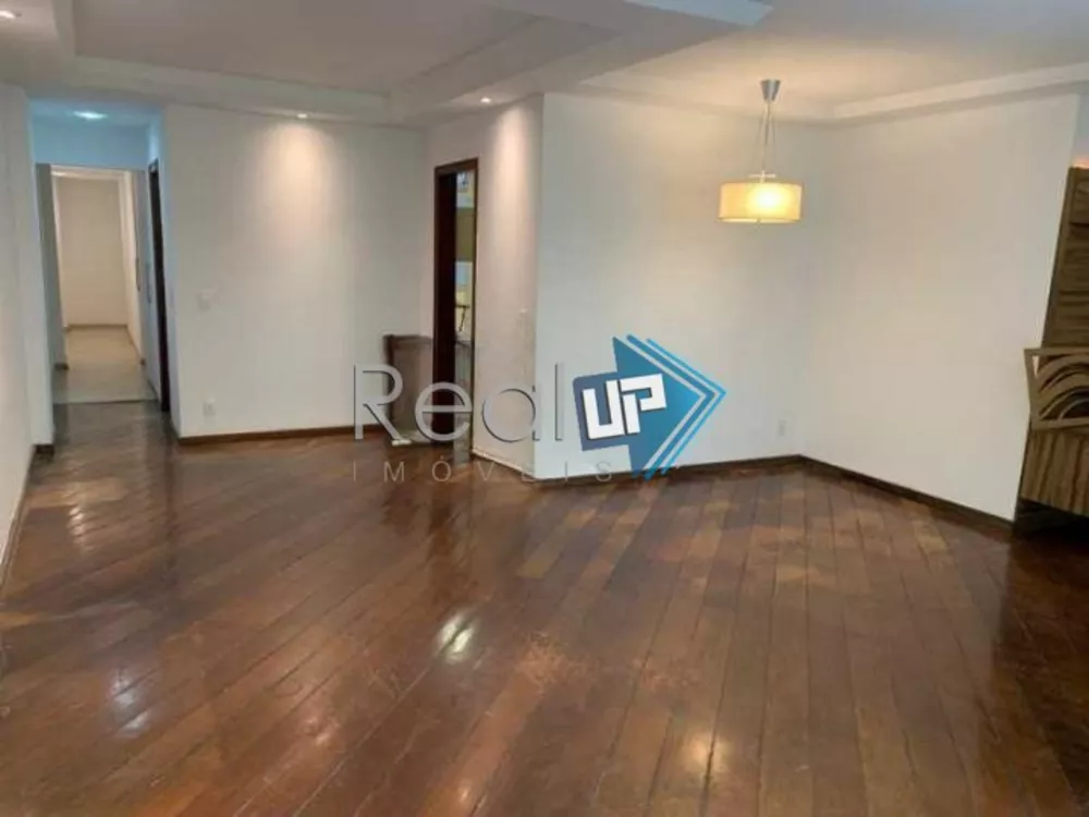 Apartamento à venda com 3 quartos, 156m² - Foto 4