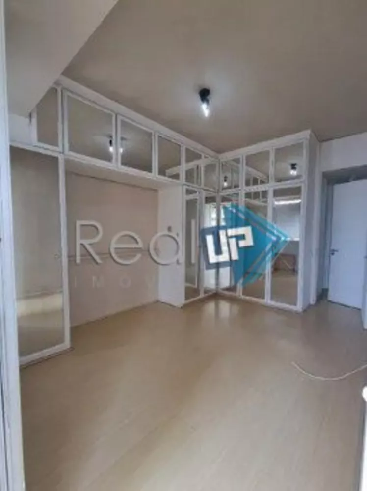 Apartamento à venda com 1 quarto, 65m² - Foto 4