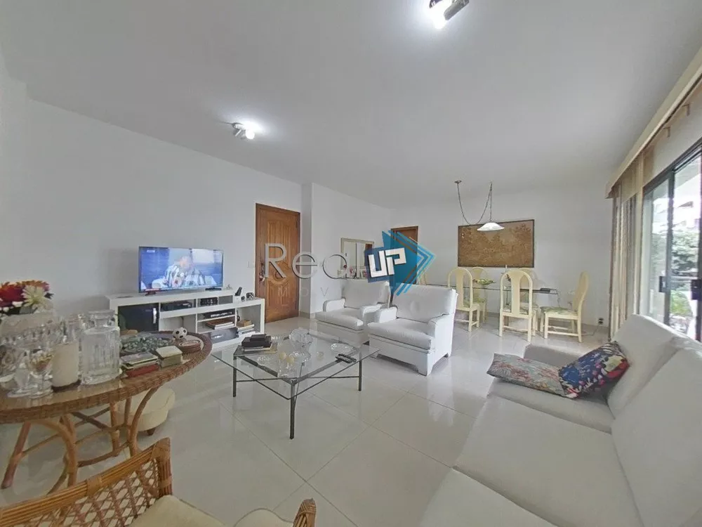 Apartamento à venda com 4 quartos, 170m² - Foto 1