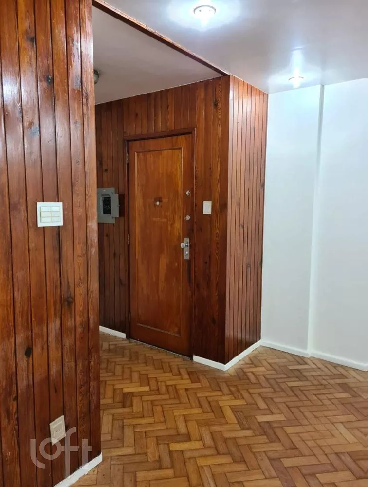 Apartamento à venda com 3 quartos, 136m² - Foto 2