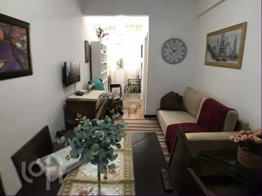 Apartamento à venda com 2 quartos, 62m² - Foto 1