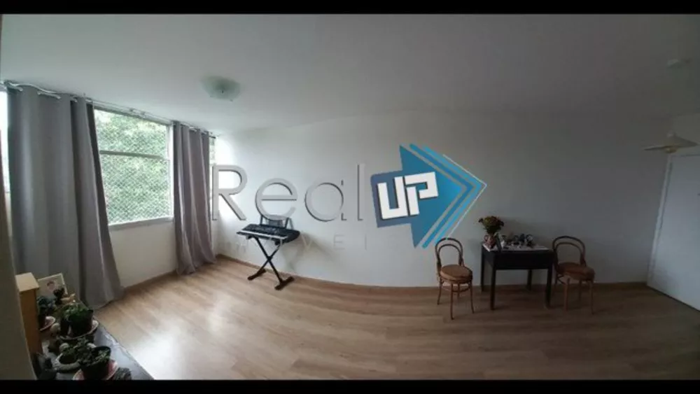 Apartamento à venda com 3 quartos, 94m² - Foto 1