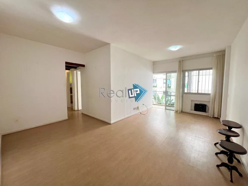 Apartamento à venda com 3 quartos, 103m² - Foto 1