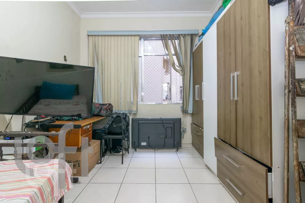 Apartamento à venda com 3 quartos, 180m² - Foto 5