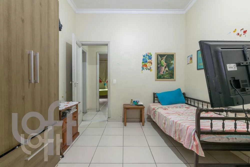 Apartamento à venda com 3 quartos, 180m² - Foto 3