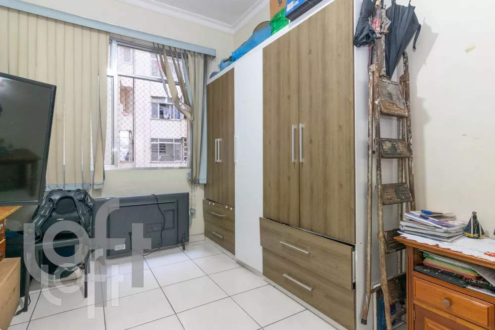 Apartamento à venda com 3 quartos, 180m² - Foto 4