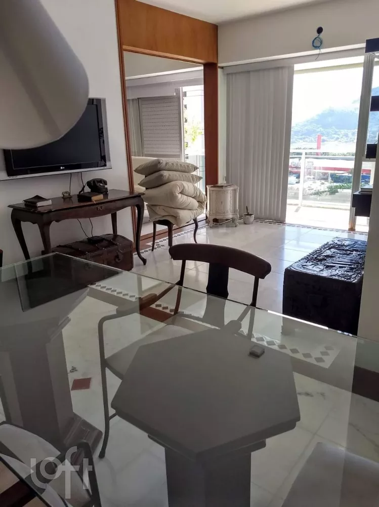 Apartamento à venda com 1 quarto, 62m² - Foto 1