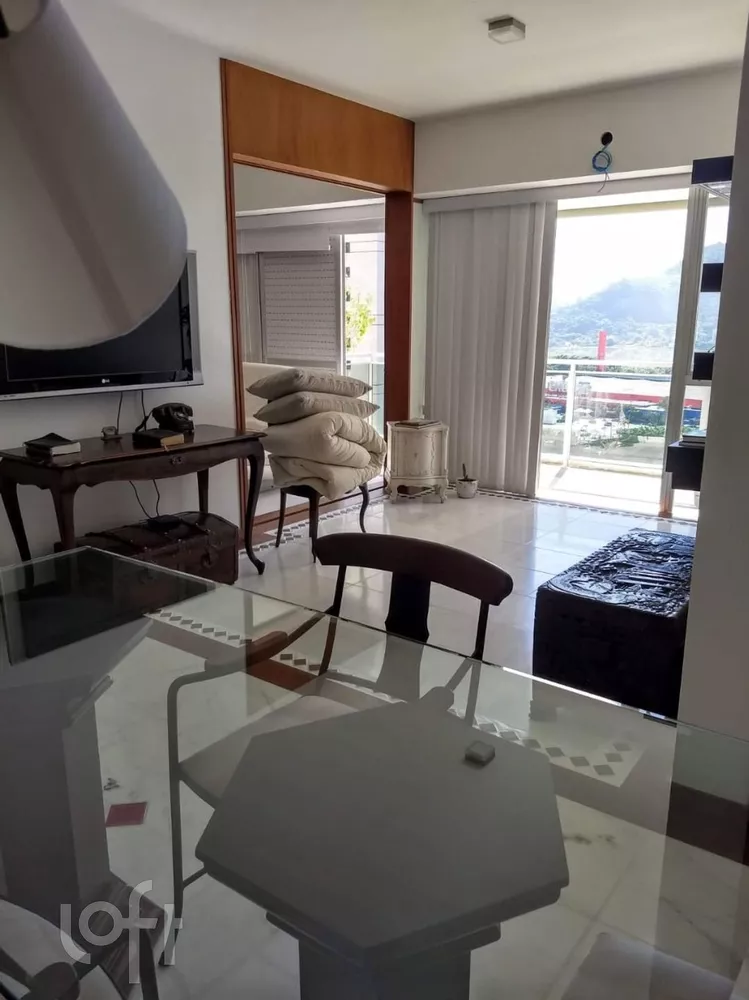 Apartamento à venda com 1 quarto, 62m² - Foto 3