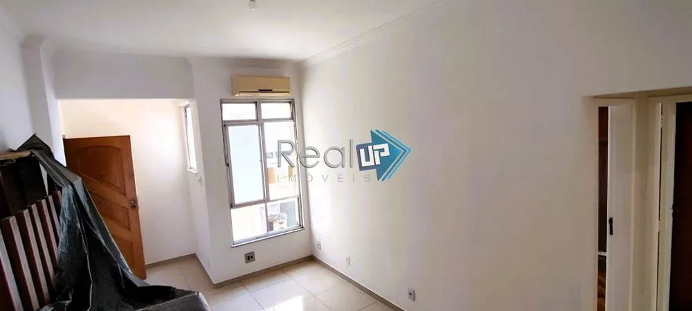 Apartamento à venda com 2 quartos, 64m² - Foto 5