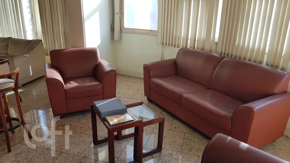 Apartamento à venda com 4 quartos, 154m² - Foto 3