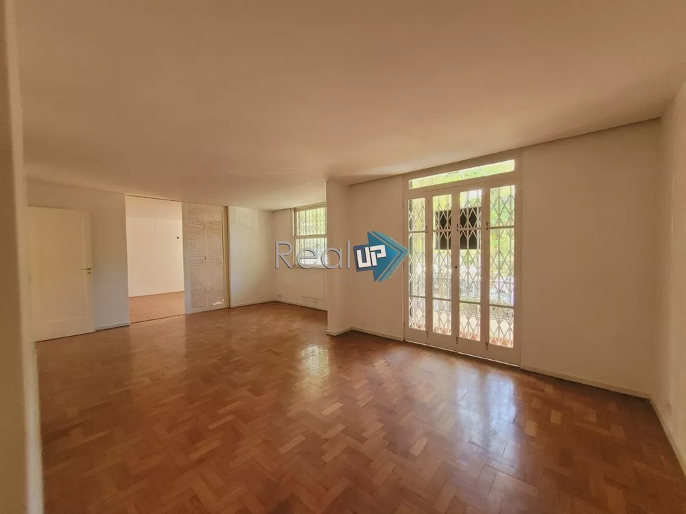 Apartamento à venda com 4 quartos, 132m² - Foto 1