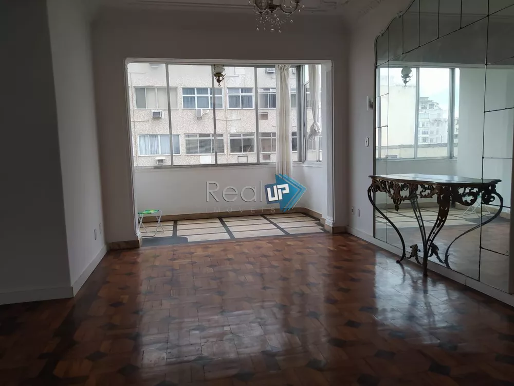 Apartamento à venda com 3 quartos, 110m² - Foto 1