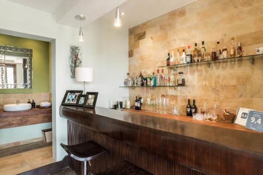 Casa à venda com 5 quartos, 419m² - Foto 1