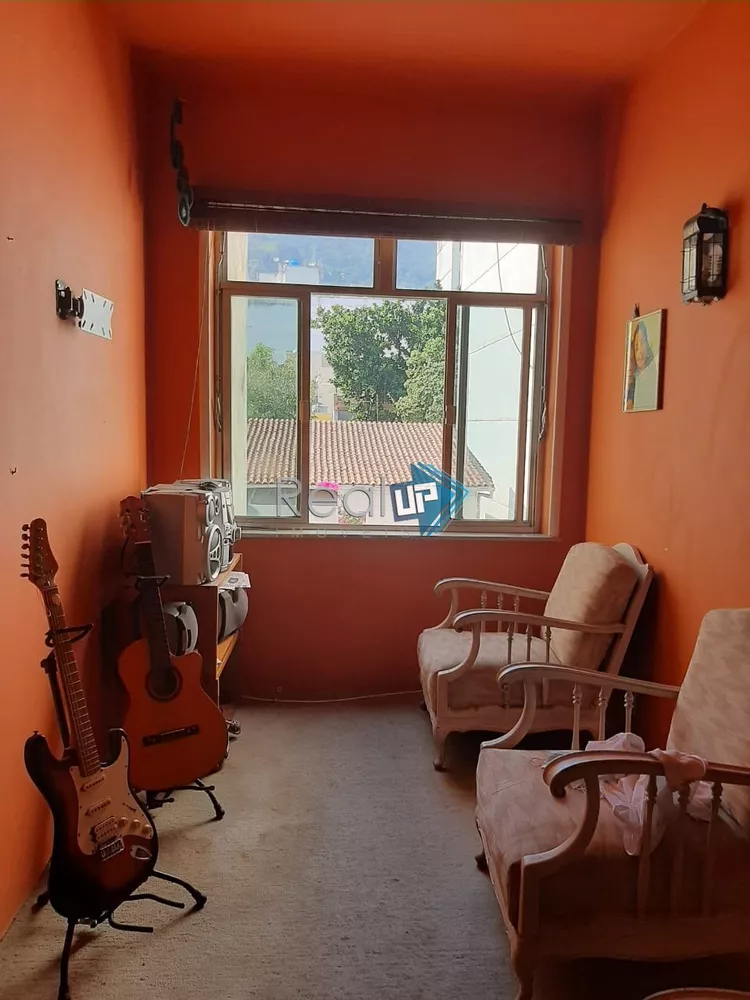 Apartamento à venda com 2 quartos, 50m² - Foto 1