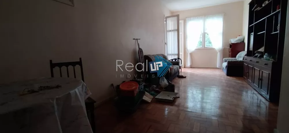 Apartamento à venda com 2 quartos, 82m² - Foto 1