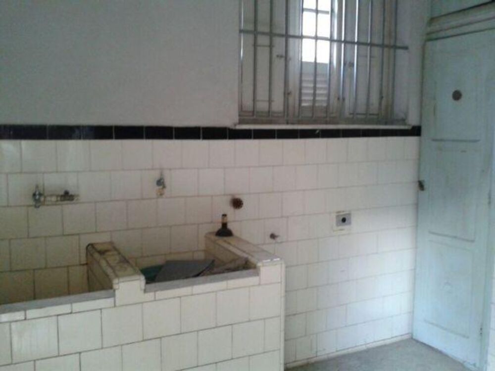 Casa à venda com 4 quartos, 200m² - Foto 4