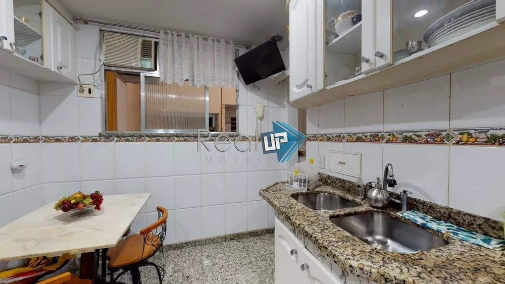 Apartamento, 3 quartos, 161 m² - Foto 1