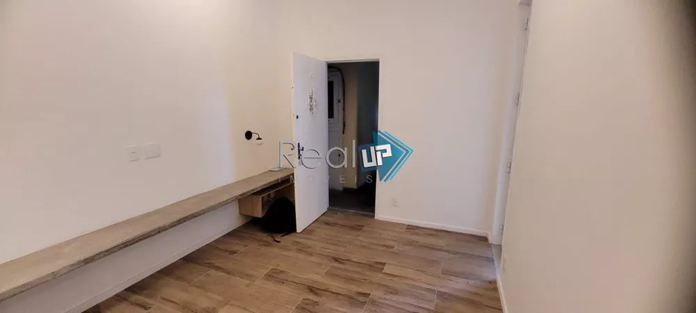 Apartamento à venda com 1 quarto, 60m² - Foto 4