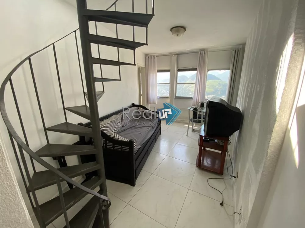 Apartamento à venda com 1 quarto, 72m² - Foto 2