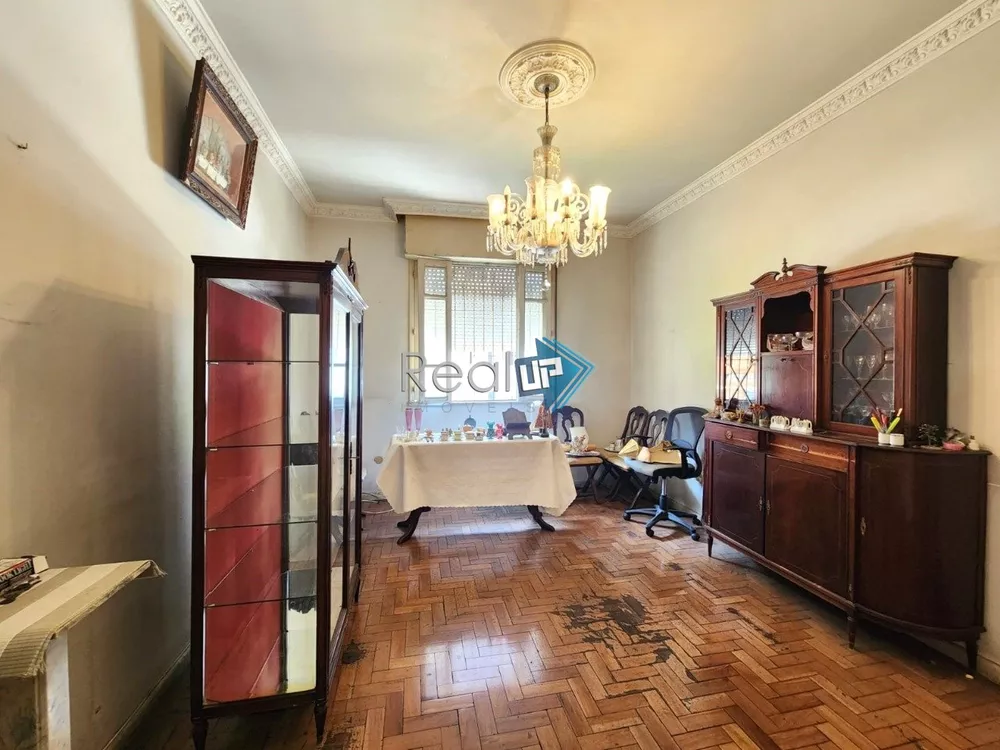 Apartamento à venda com 3 quartos, 110m² - Foto 1