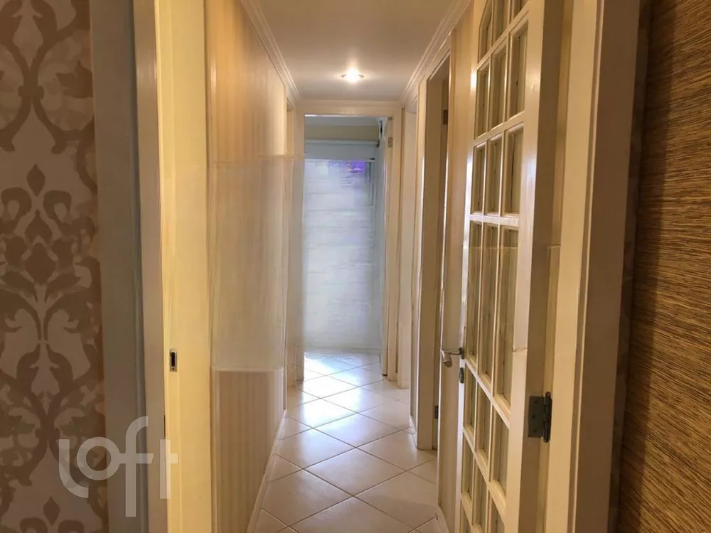 Apartamento à venda com 3 quartos, 129m² - Foto 4