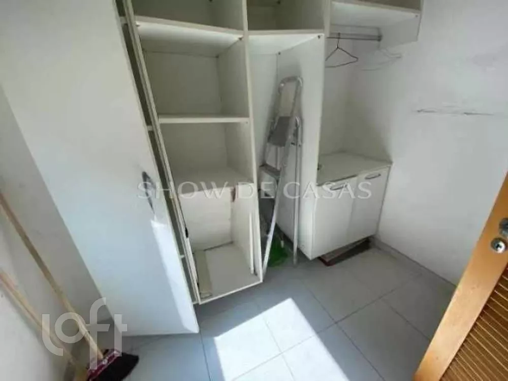 Apartamento à venda com 1 quarto, 271m² - Foto 11