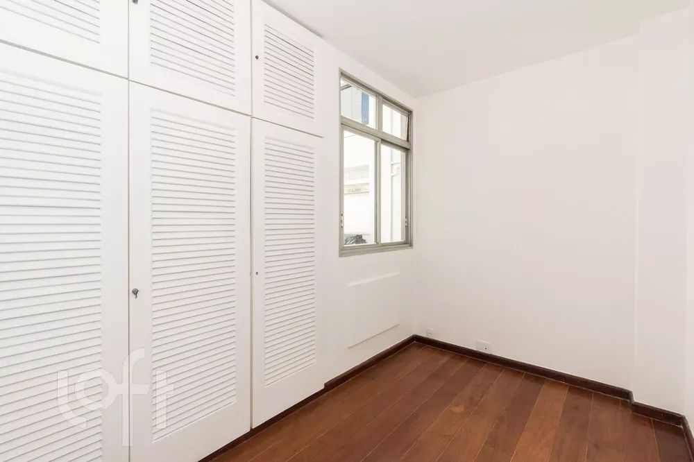 Apartamento à venda com 4 quartos, 155m² - Foto 3