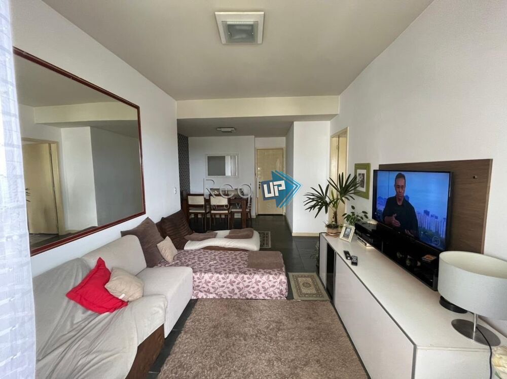 Apartamento à venda com 2 quartos, 72m² - Foto 1
