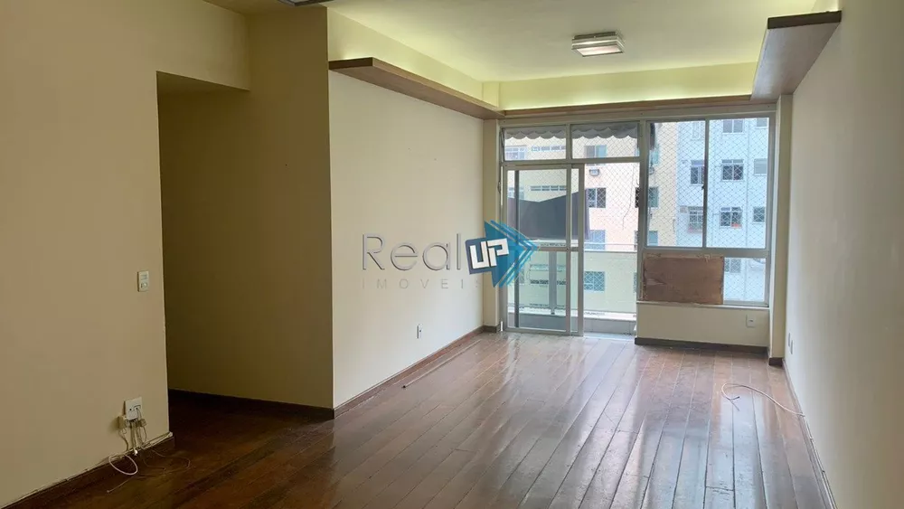 Apartamento à venda com 3 quartos, 105m² - Foto 3