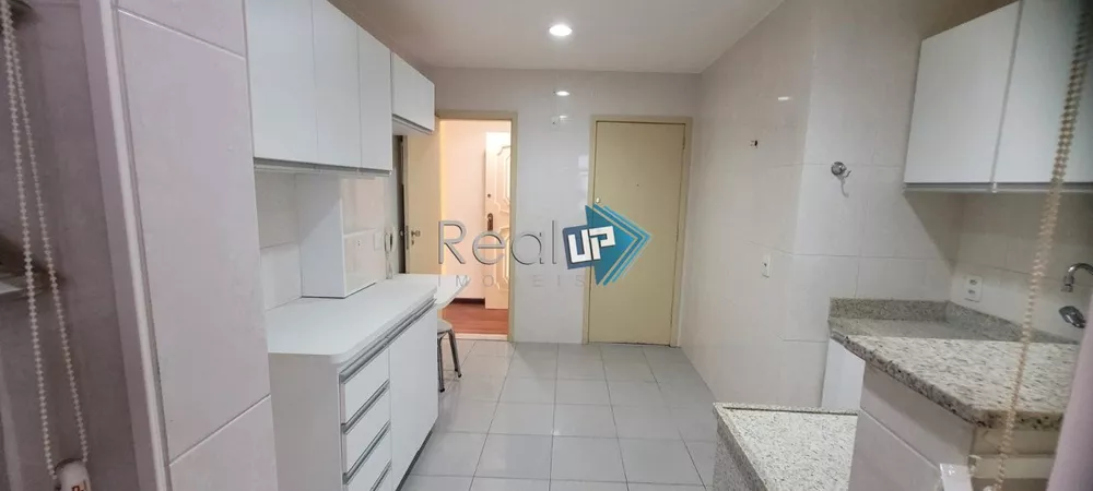 Apartamento à venda com 3 quartos, 105m² - Foto 8