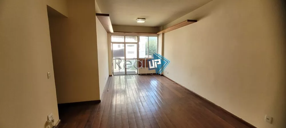 Apartamento à venda com 3 quartos, 105m² - Foto 4