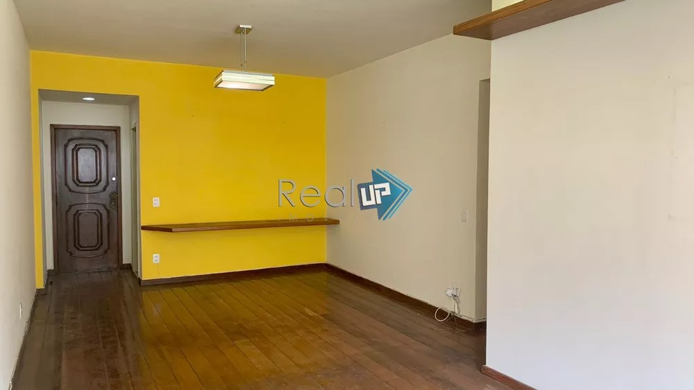 Apartamento à venda com 3 quartos, 105m² - Foto 1