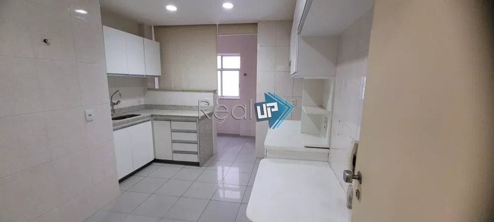 Apartamento à venda com 3 quartos, 105m² - Foto 5