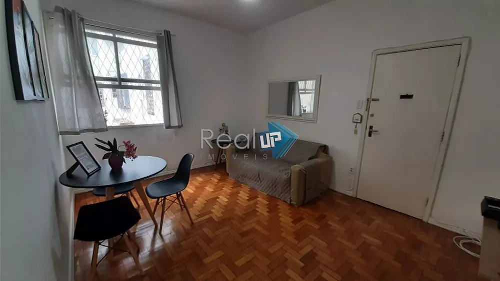 Apartamento à venda com 3 quartos, 81m² - Foto 1