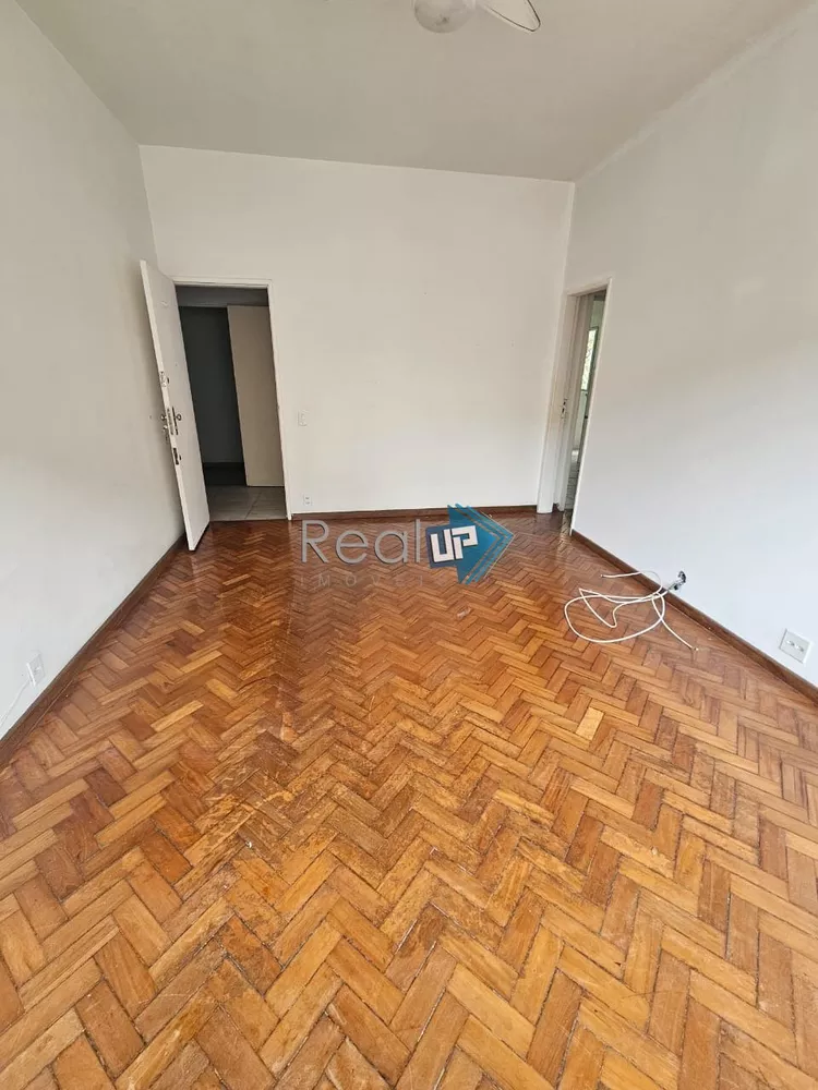 Apartamento à venda com 2 quartos, 91m² - Foto 2