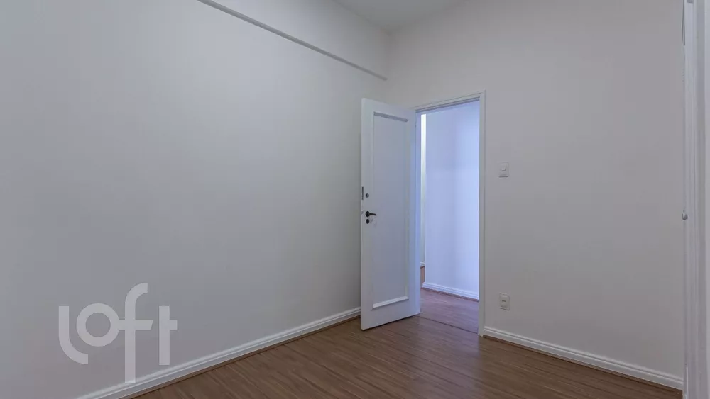 Apartamento à venda com 3 quartos, 126m² - Foto 2