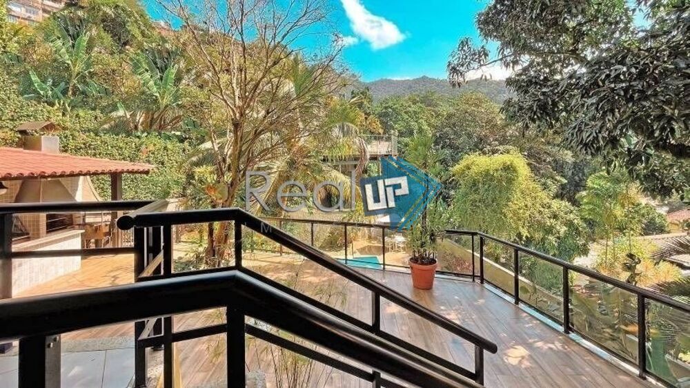 Casa à venda com 7 quartos, 357m² - Foto 3