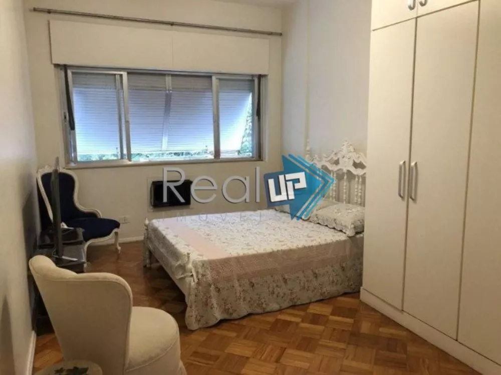 Apartamento à venda com 3 quartos, 233m² - Foto 11