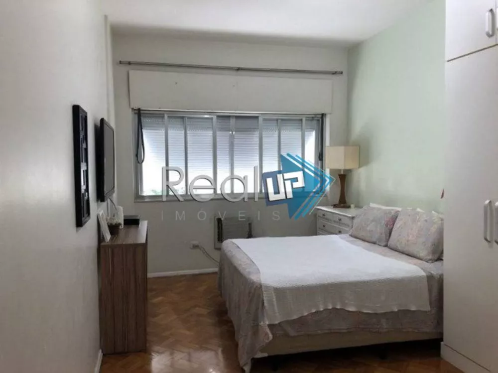 Apartamento à venda com 3 quartos, 233m² - Foto 9