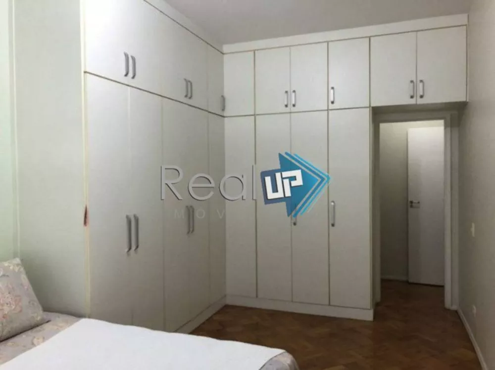 Apartamento à venda com 3 quartos, 233m² - Foto 10