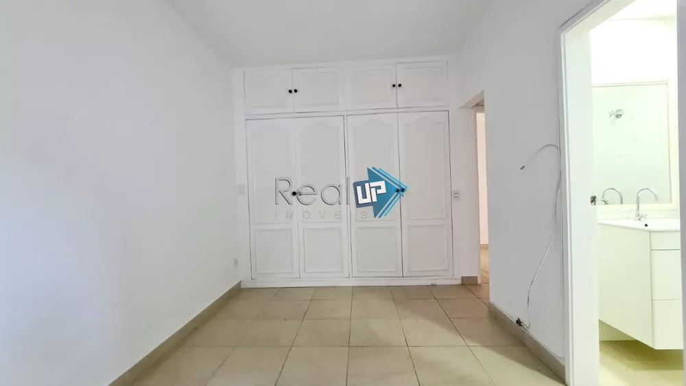 Apartamento à venda com 3 quartos, 133m² - Foto 3