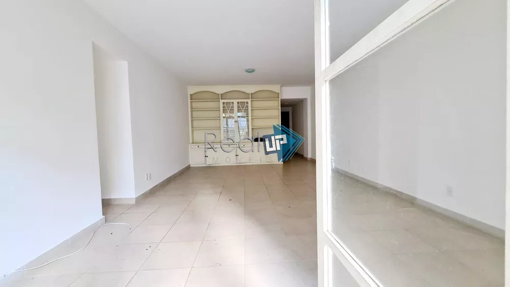 Apartamento à venda com 3 quartos, 133m² - Foto 1