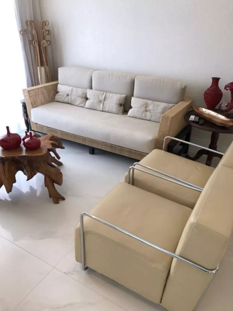 Apartamento à venda com 2 quartos, 90m² - Foto 1