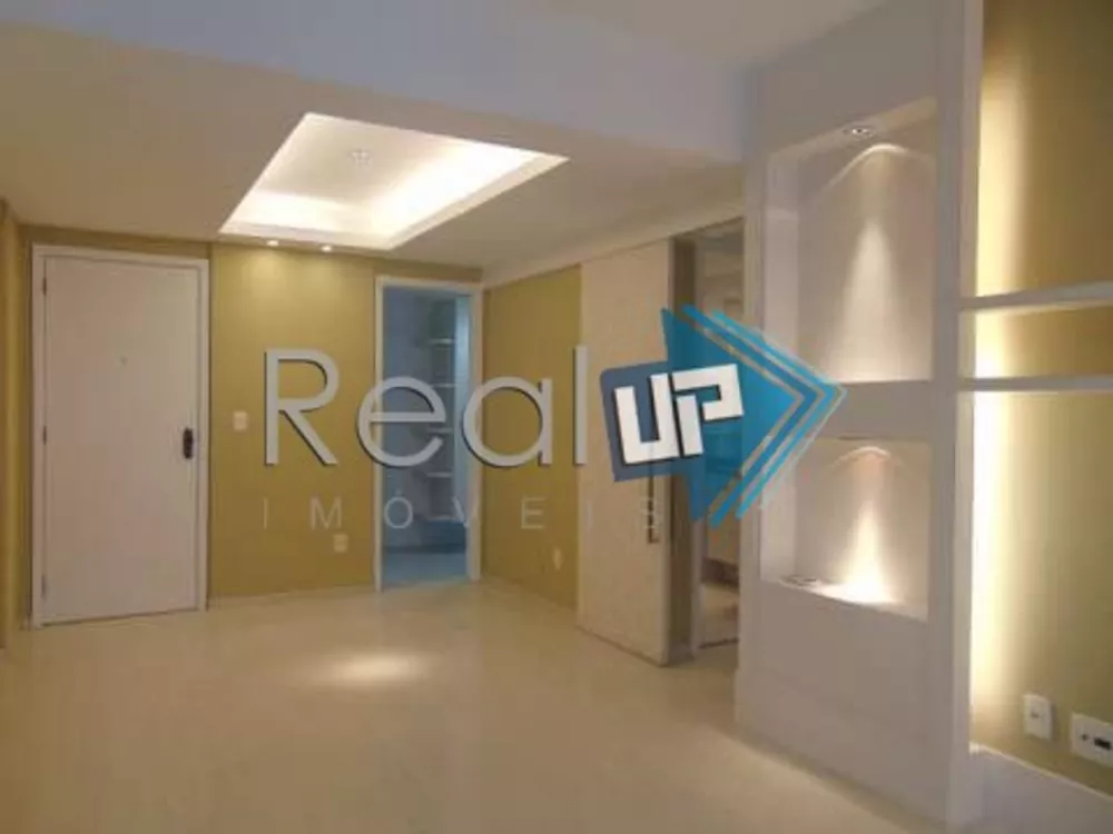 Apartamento à venda com 2 quartos, 75m² - Foto 2