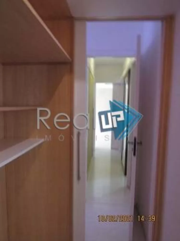 Apartamento à venda com 2 quartos, 75m² - Foto 11