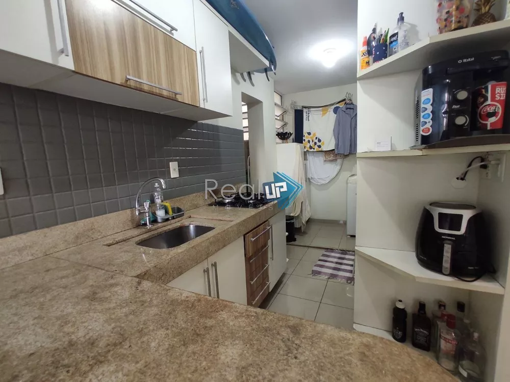 Apartamento à venda com 3 quartos, 90m² - Foto 3