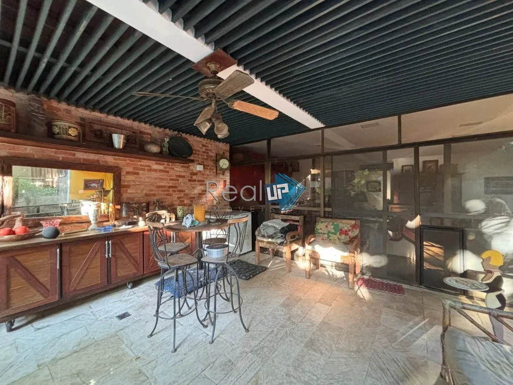 Apartamento, 3 quartos, 160 m² - Foto 2