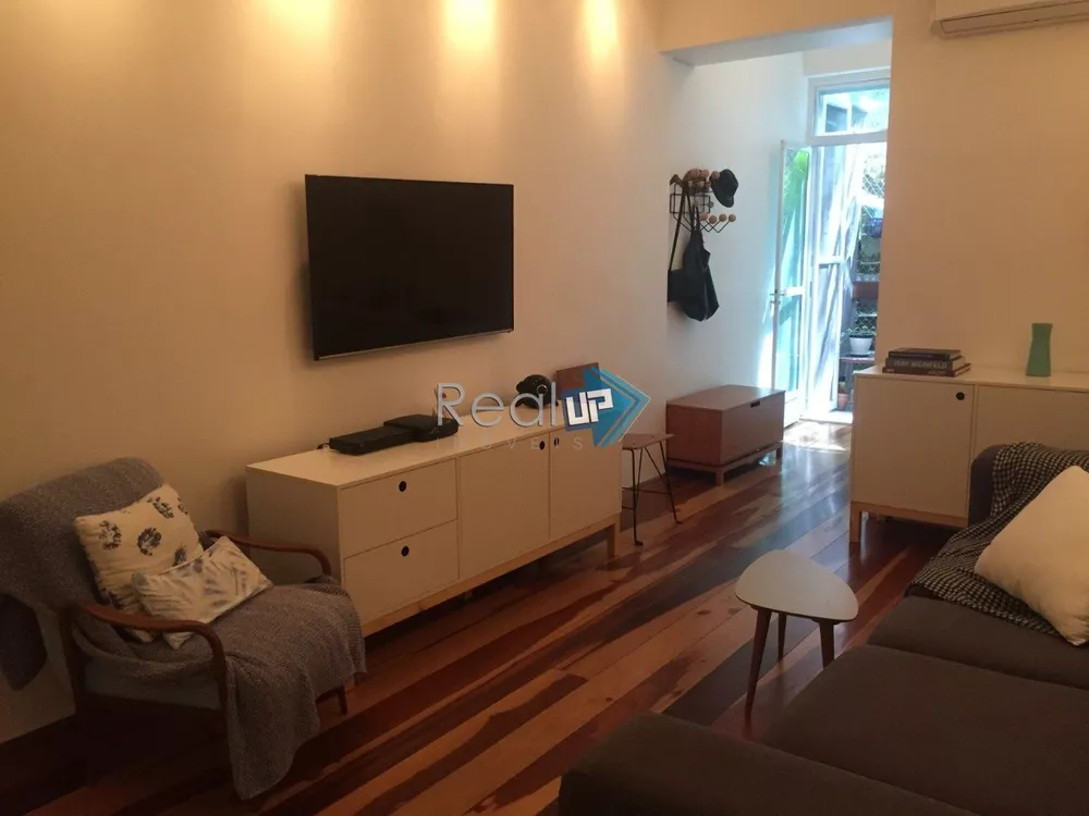 Apartamento à venda com 2 quartos, 75m² - Foto 1